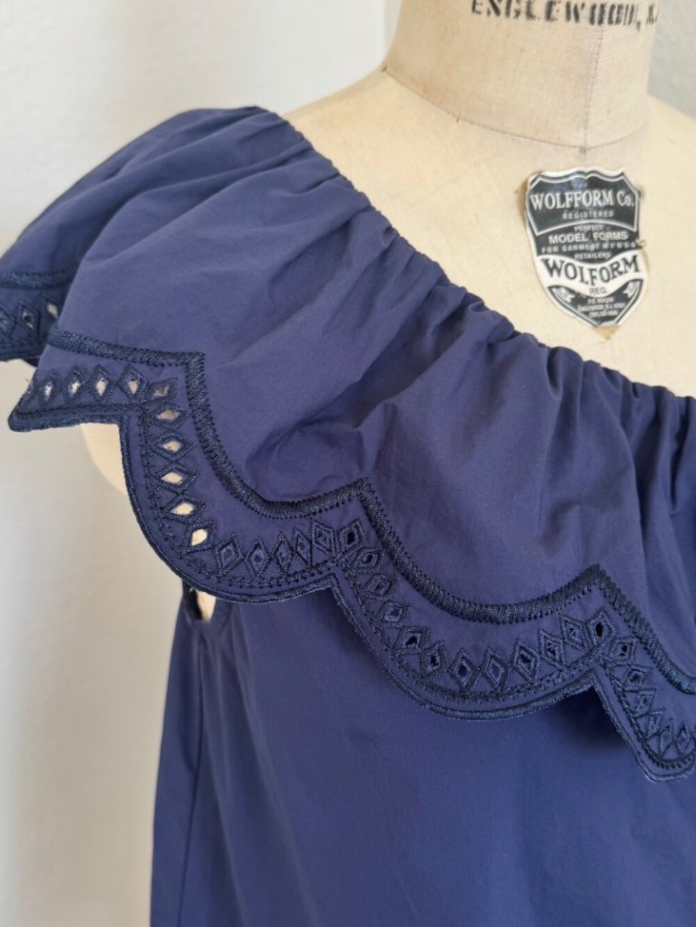 COPY Aqua | One Shoulder Ruffle Embroidered Cotton Top Size S - Picture 6 of 9